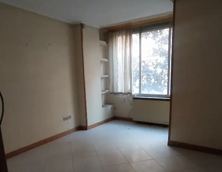 Piso en venta en C/ Maria Teresa Gil de Garate , Gran Via