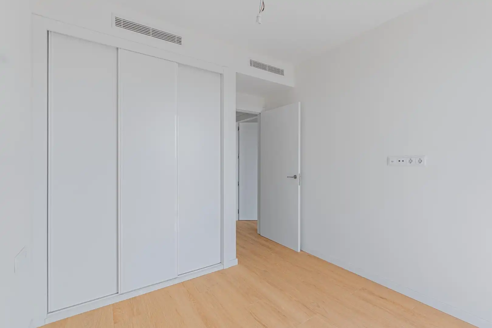 Bedroom of Flat for sale in  Palma de Mallorca  with Air Conditioner, Terrace and Balcony