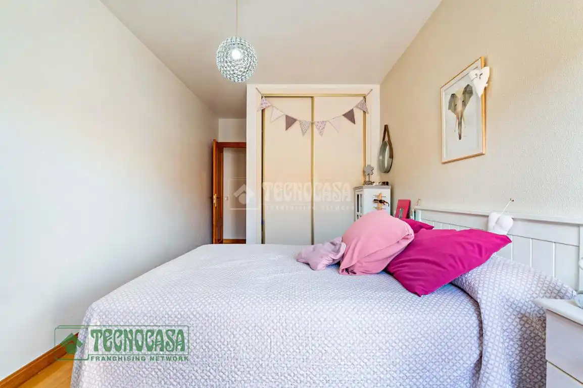 Schlafzimmer von Einfamilien-Reihenhaus zum Verkauf in El Ejido mit Klimaanlage, Parkett und Terrasse