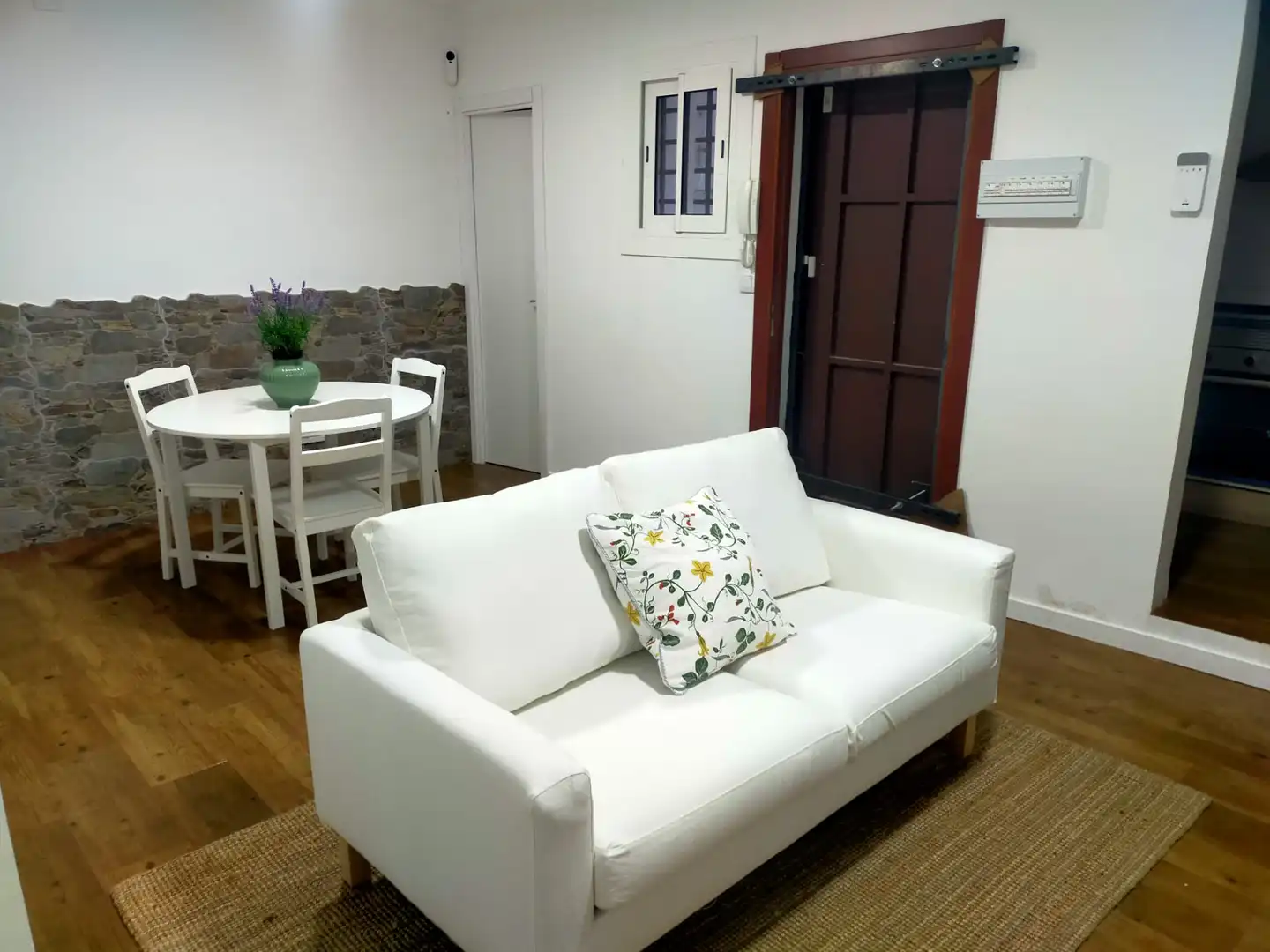 Sala d'estar de Planta baixa en venda en Badalona amb Traster