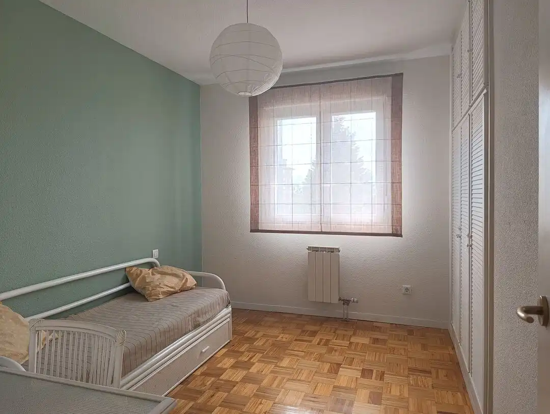Dormitori de Pis de lloguer en  Pamplona / Iruña amb Calefacció i Terrassa
