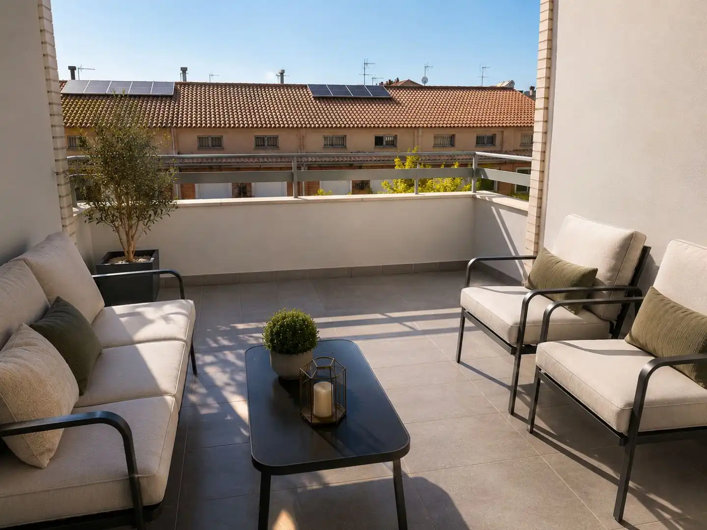 Terraced house for sale in Carrer del Camp de Túria 1