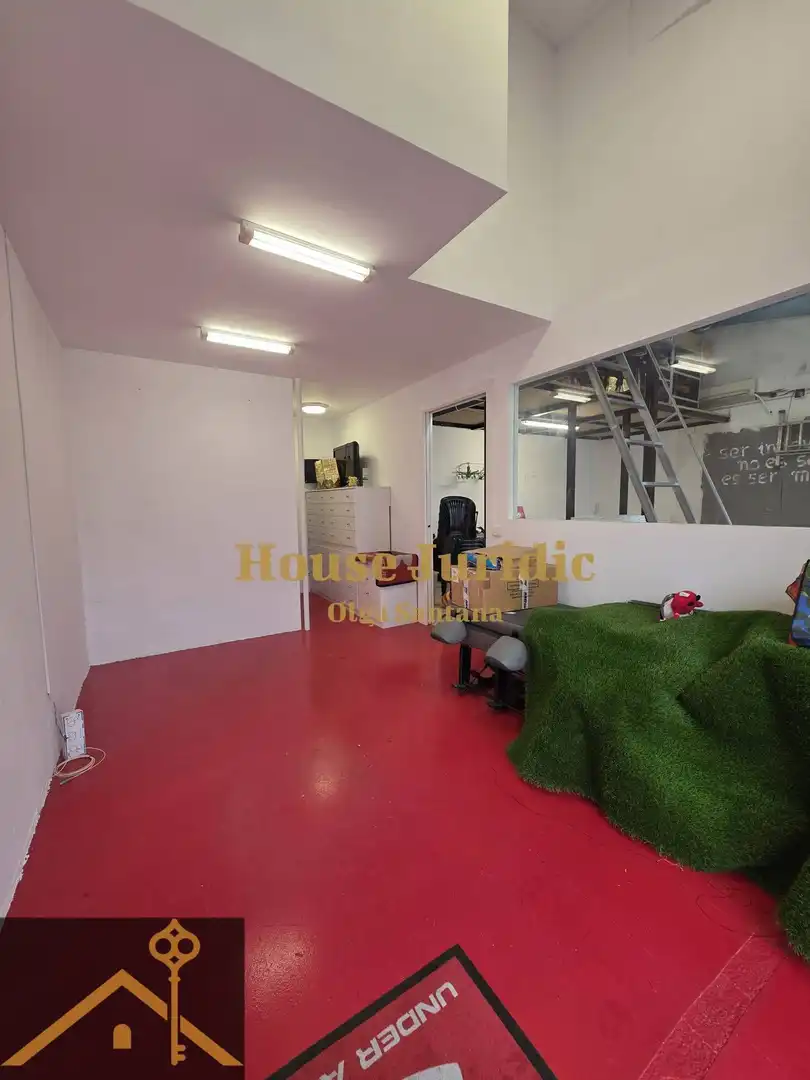 Local en venta en Mataró con Aire acondicionado