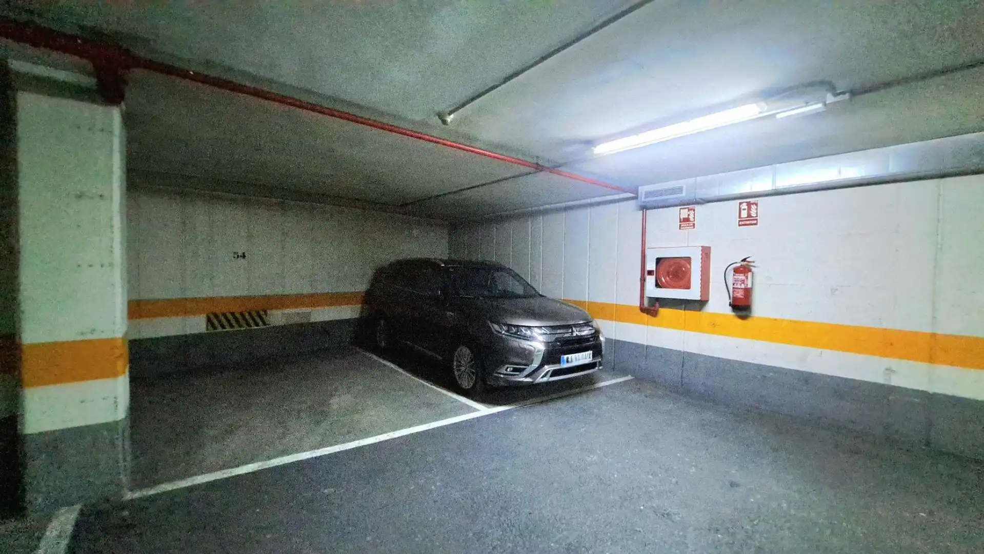 Parkplatz von Garage zum Verkauf in Zaragoza