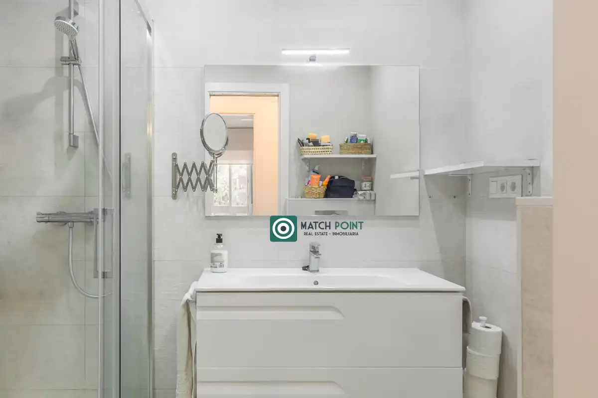 Bathroom of Flat for rent in Almuñécar  with Furnished