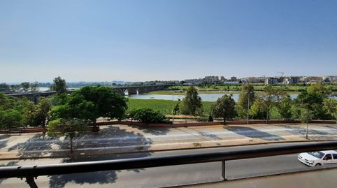 Foto 2 de Piso de alquiler en Santa Marina, Badajoz Capital