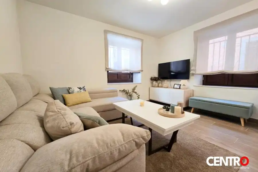 Sala d'estar de Apartament de lloguer en Granada amb Aire condicionat
