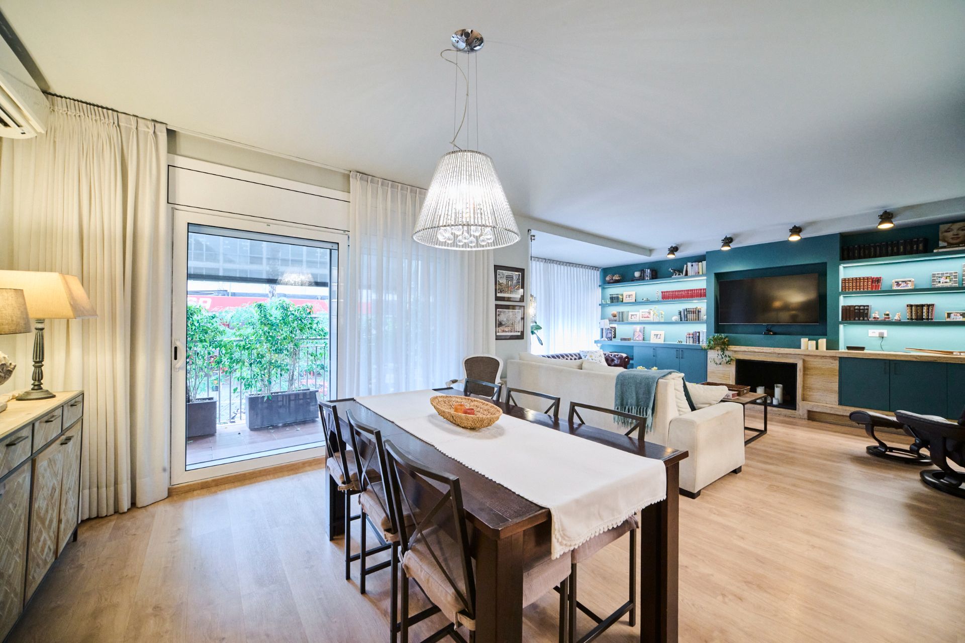 Dining room of Flat for sale in  Barcelona Capital  with Air Conditioner, Heating and Terrace