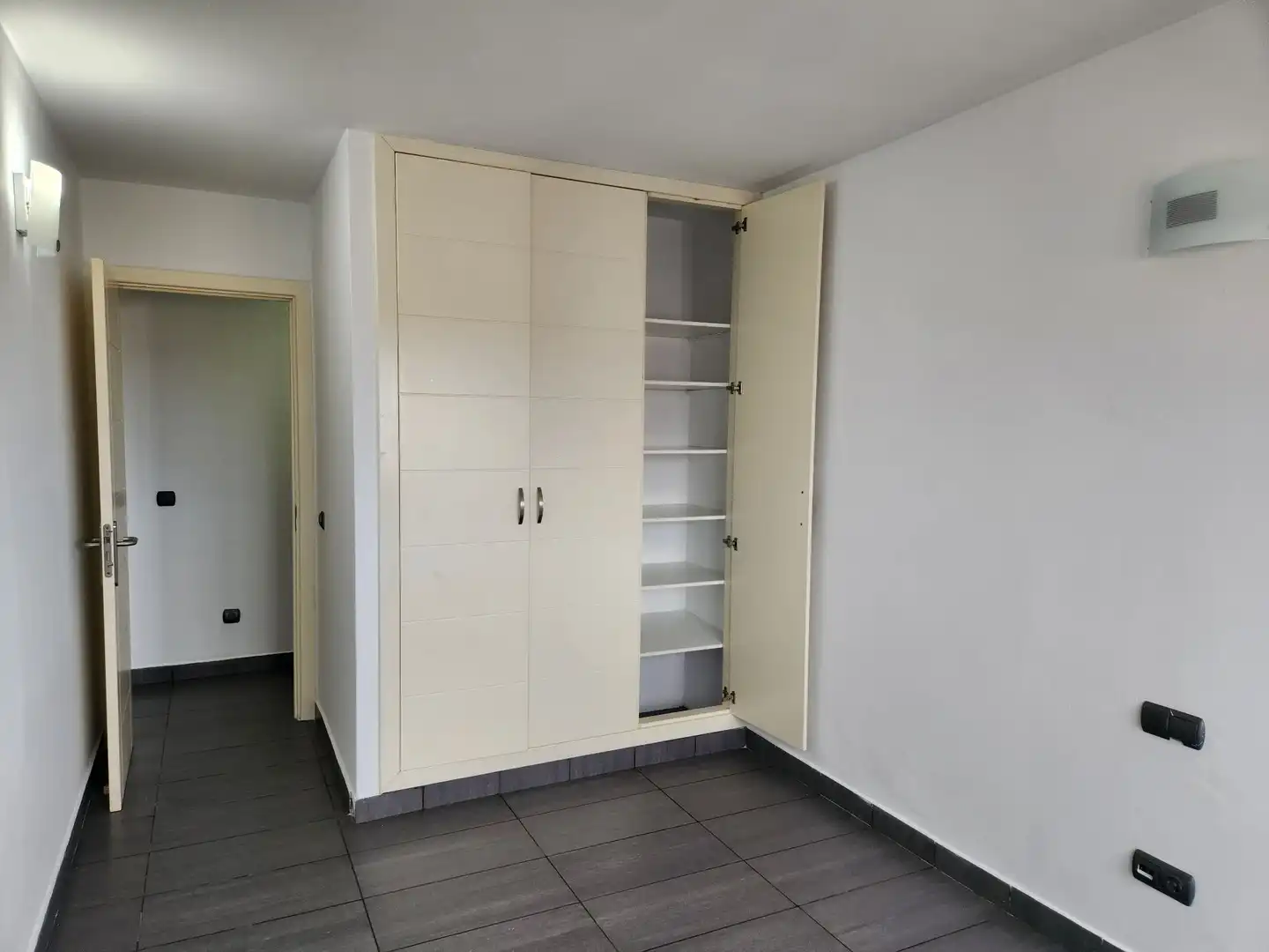 Bedroom of Flat for rent in Telde  with Storage room