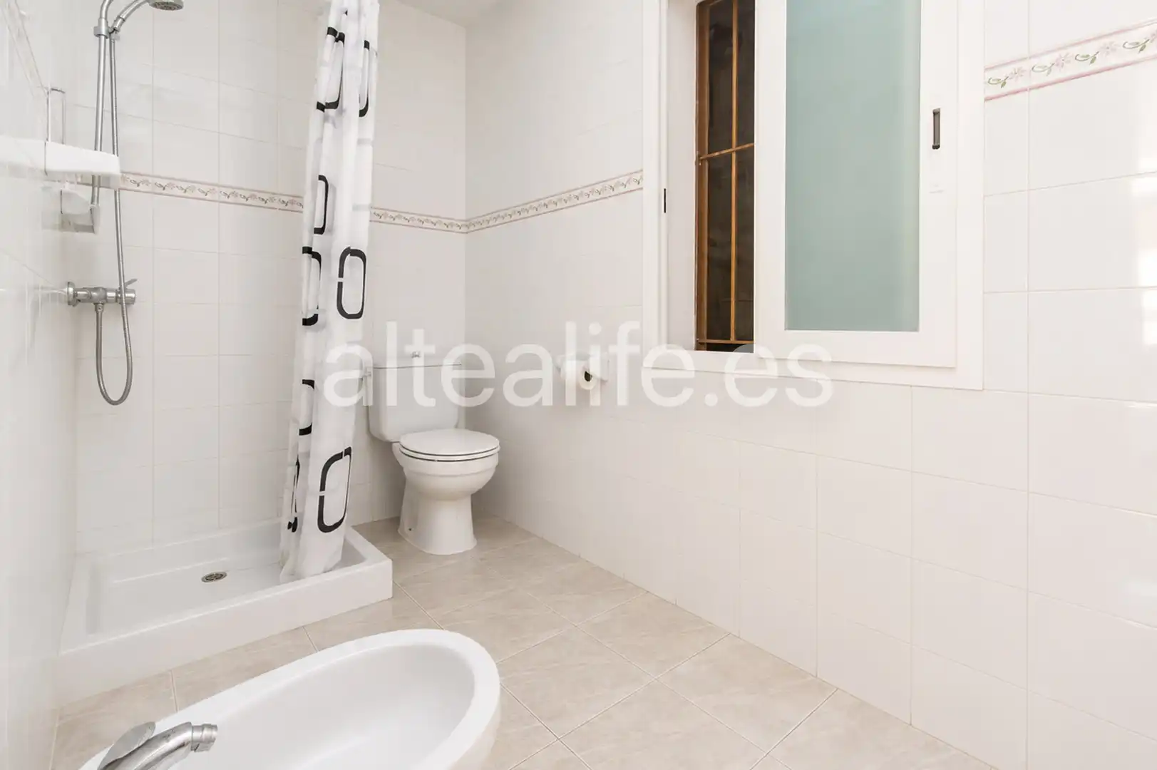 Bathroom of Houses for sale in Altea  with Air Conditioner, Heating and Terrace