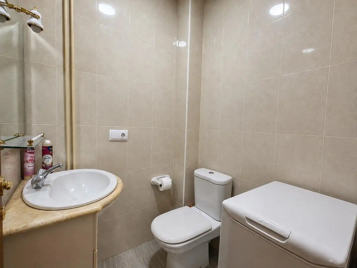 Badezimmer von Wohnung zum Verkauf in Madrid mit Heizung, Parkett und Terrasse