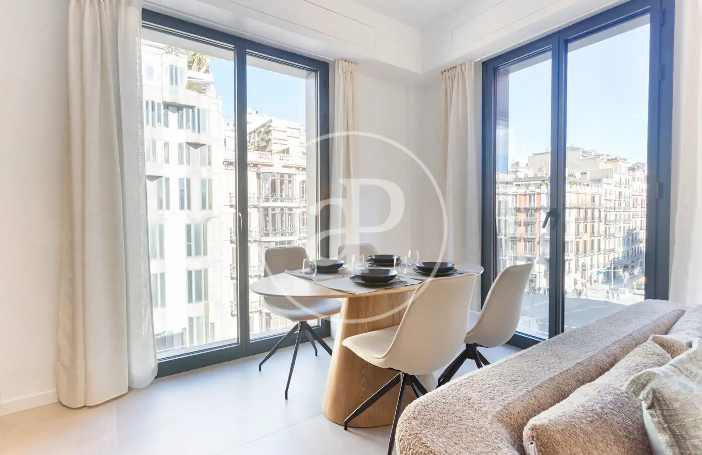 Flat for rent in Ronda de la Univ., Dreta de l'Eixample
