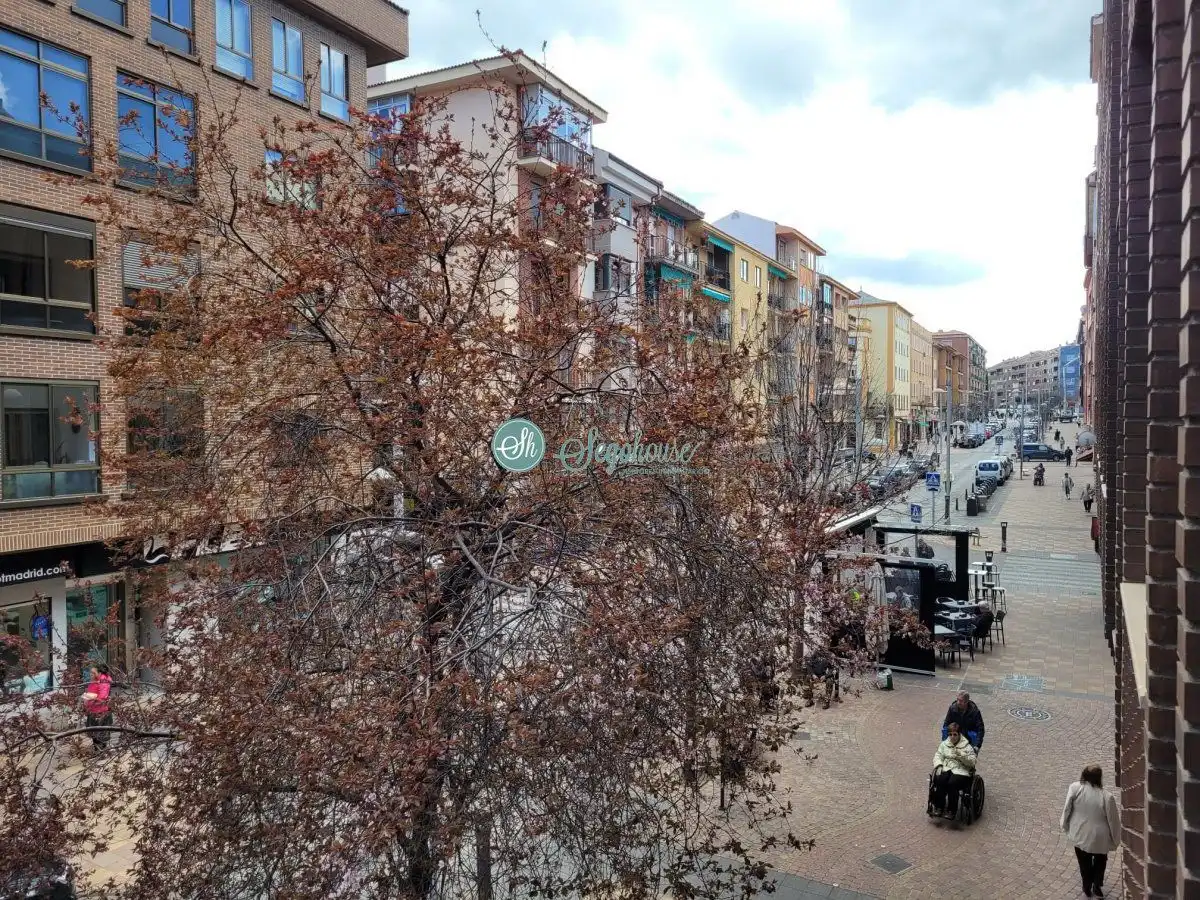 Vista exterior de Pis en venda en Segovia amb Calefacció i Terrassa