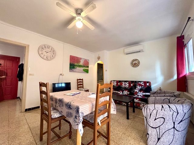 Sala d'estar de Apartament en venda en Blanes amb Aire condicionat i Calefacció