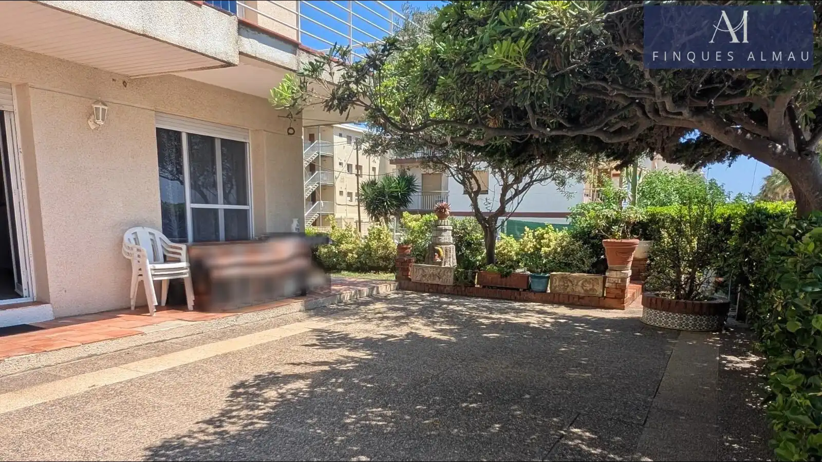 Exterior view of Detached homes for sale in Vilanova i la Geltrú  with Air Conditioner, Heating and Private garden