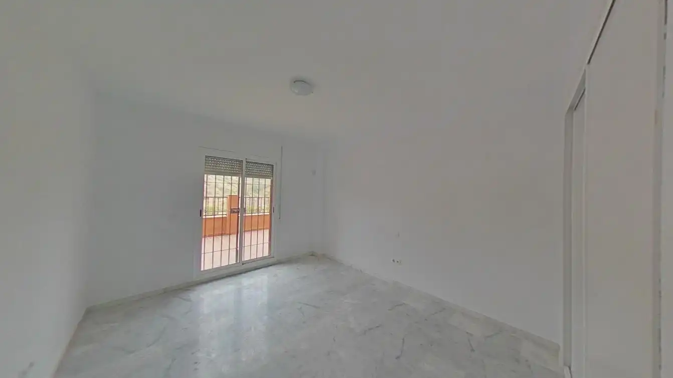 Bedroom of Flat for sale in Marbella  with Storage room and Swimming Pool