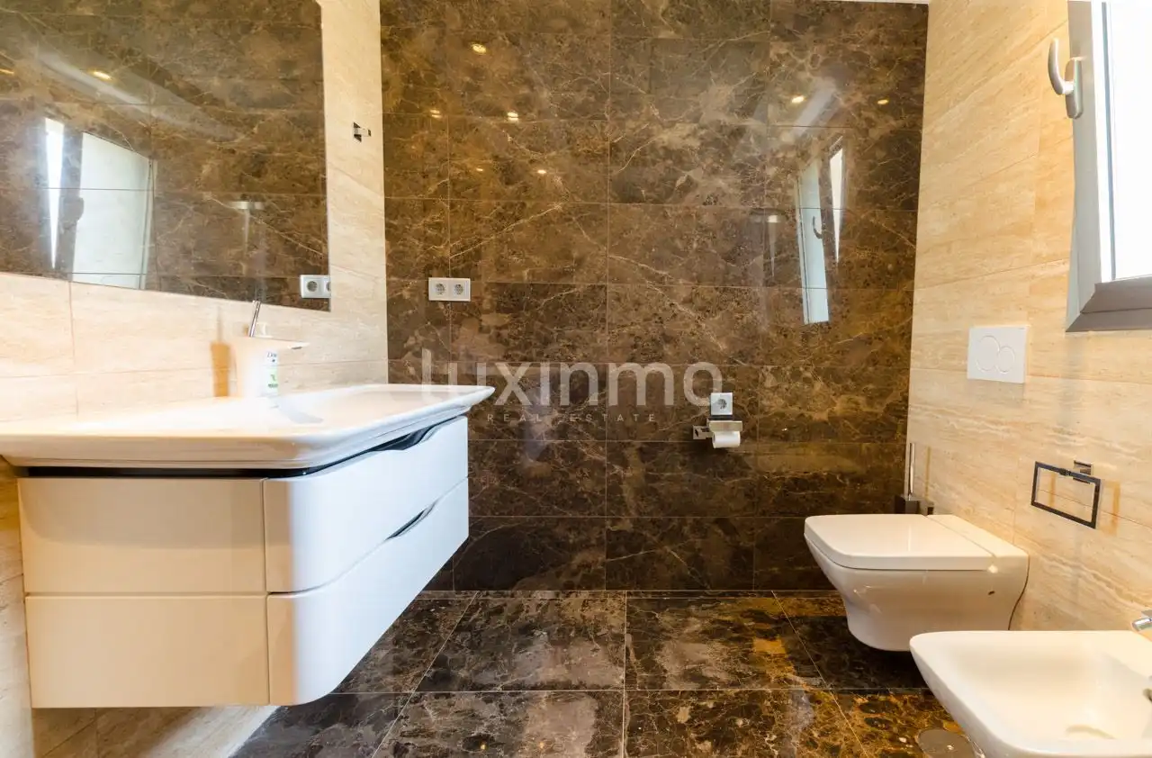 Bathroom of Houses for rent in Altea Hills