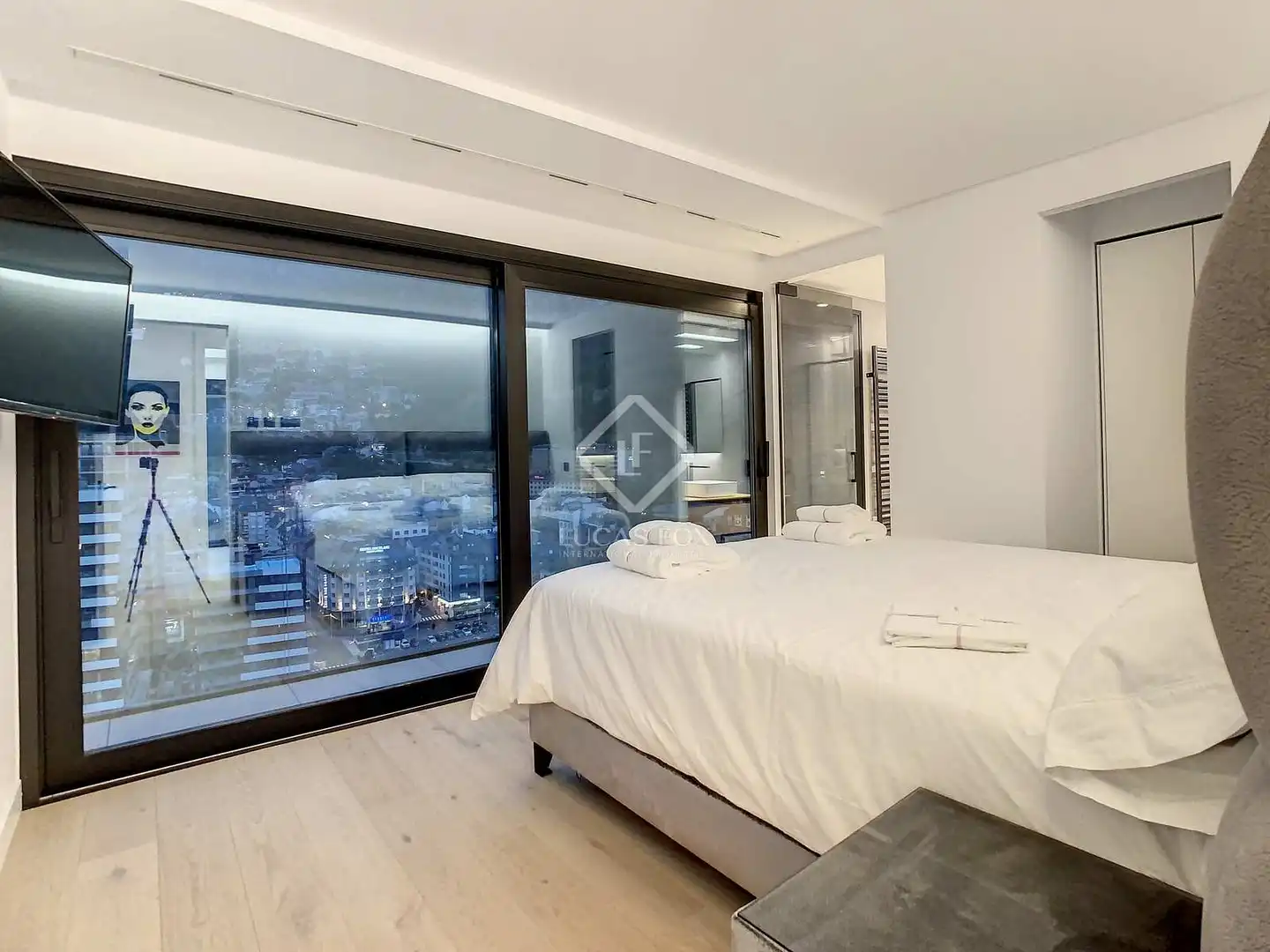 Bedroom of Attic for sale in Madrid  with Air Conditioner, Heating and Terrace