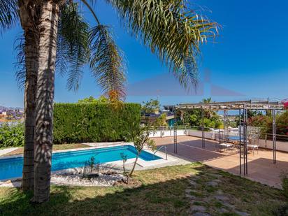 Piscina de Casa o xalet en venda en Vélez-Málaga amb Piscina