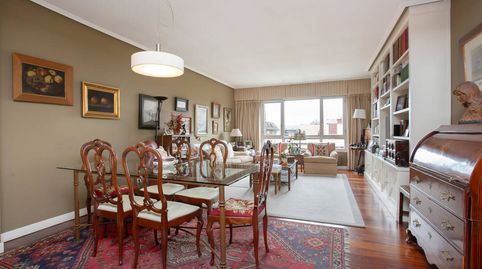Foto 2 de Piso en venta en Las Arenas, Getxo
