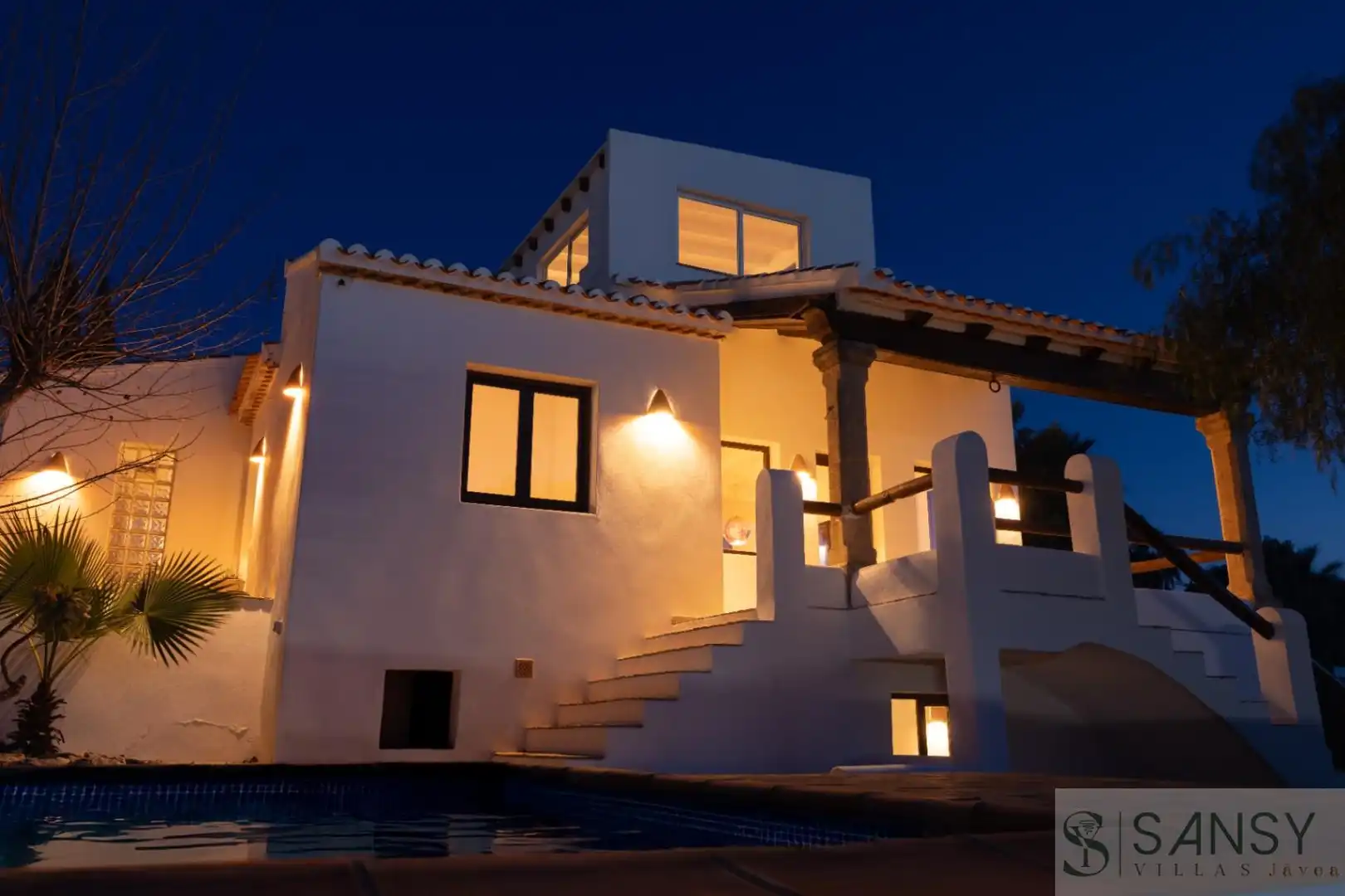 Vista exterior de Casa o xalet en venda en Jávea / Xàbia amb Aire condicionat, Terrassa i Piscina