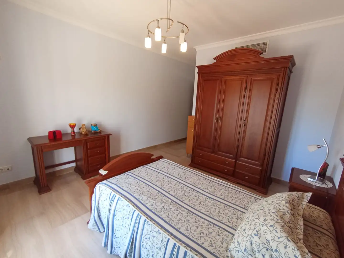 Schlafzimmer von Haus oder Chalet zum Verkauf in Córdoba mit Klimaanlage, Heizung und Terrasse