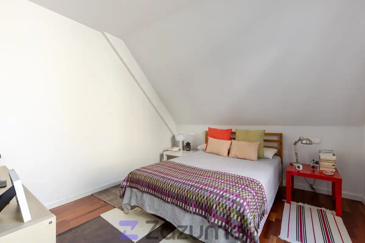 Bedroom of Flat for rent in Pozuelo de Alarcón  with Air Conditioner, Heating and Parquet flooring