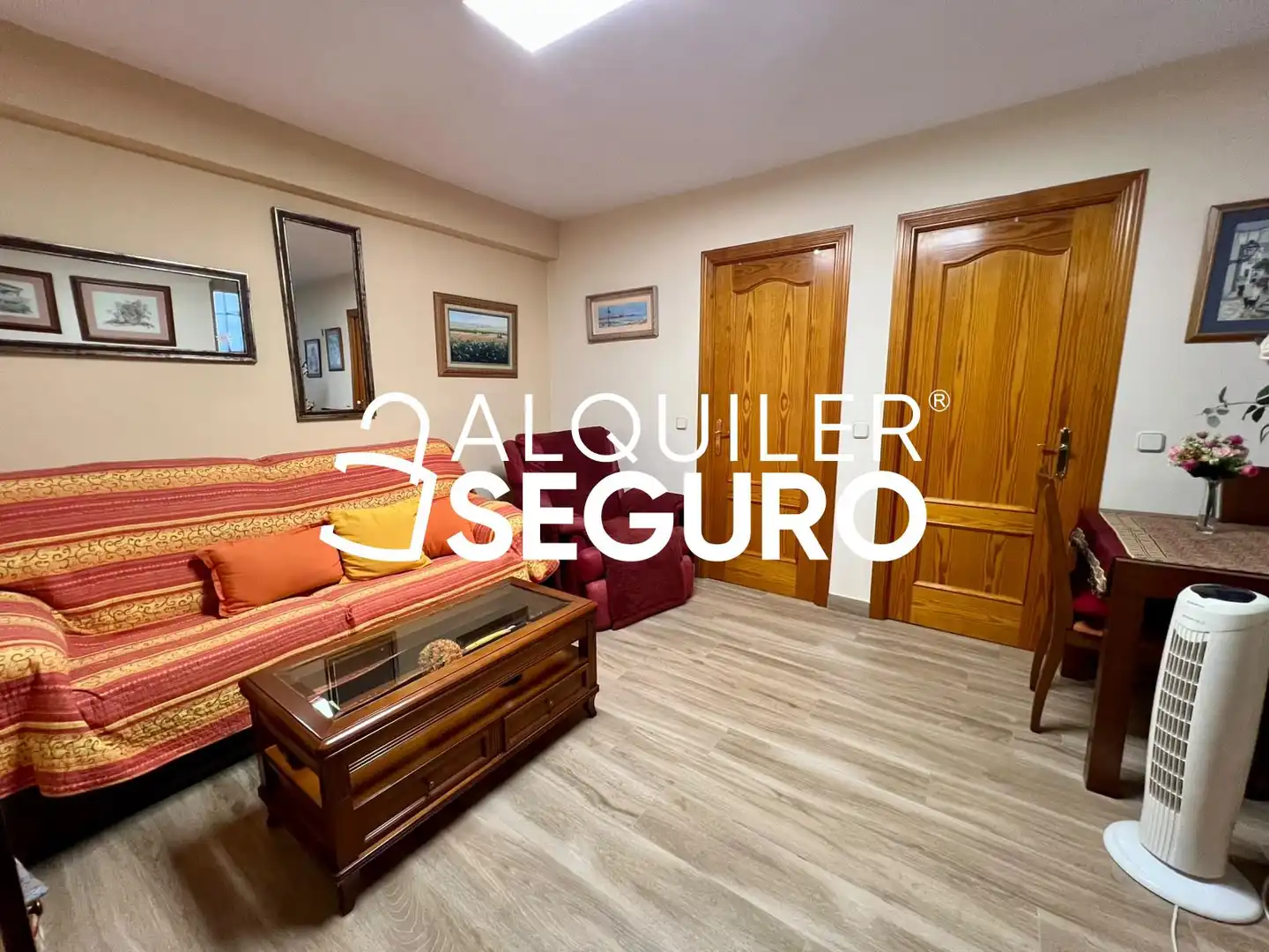 Schlafzimmer von Wohnung zur Miete in Madrid mit Heizung und Möbliert