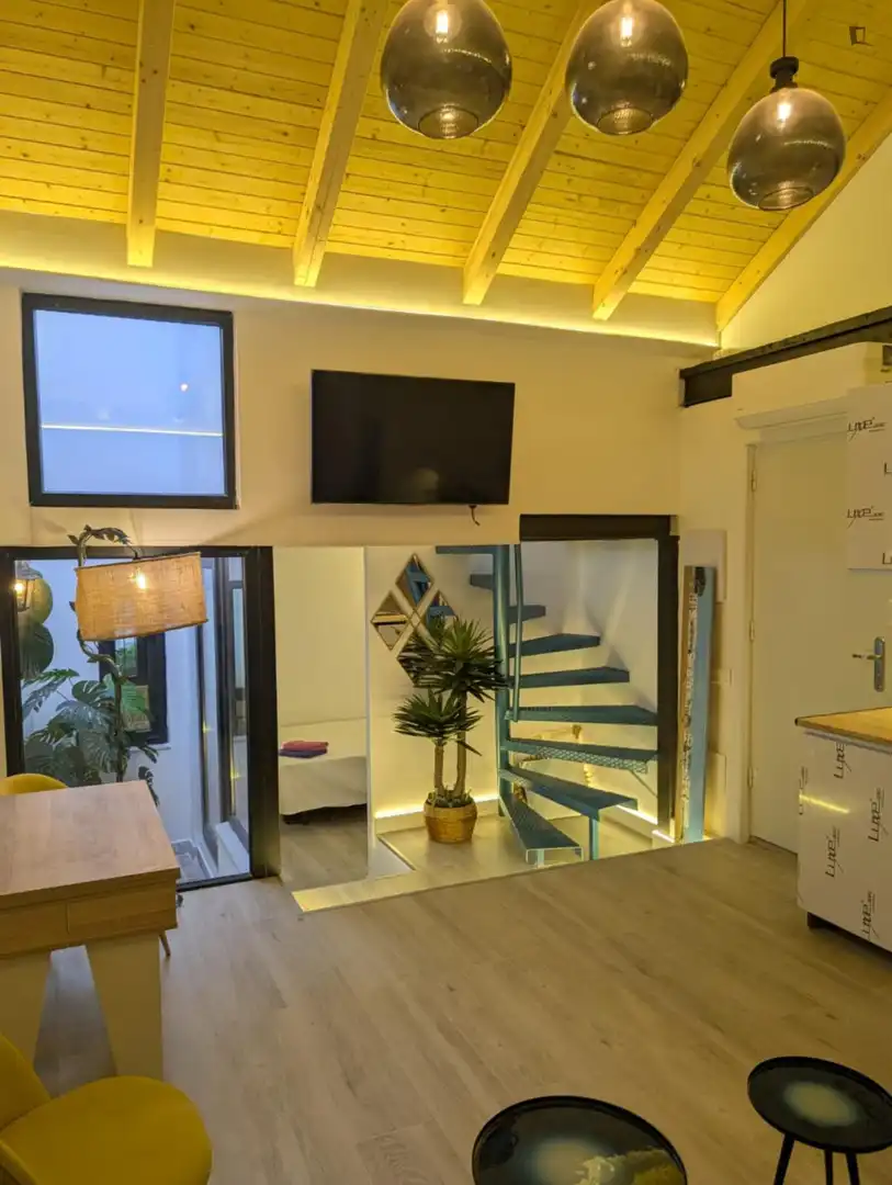 Houses for rent in Madrid  with Air Conditioner, Furnished and Washing machine