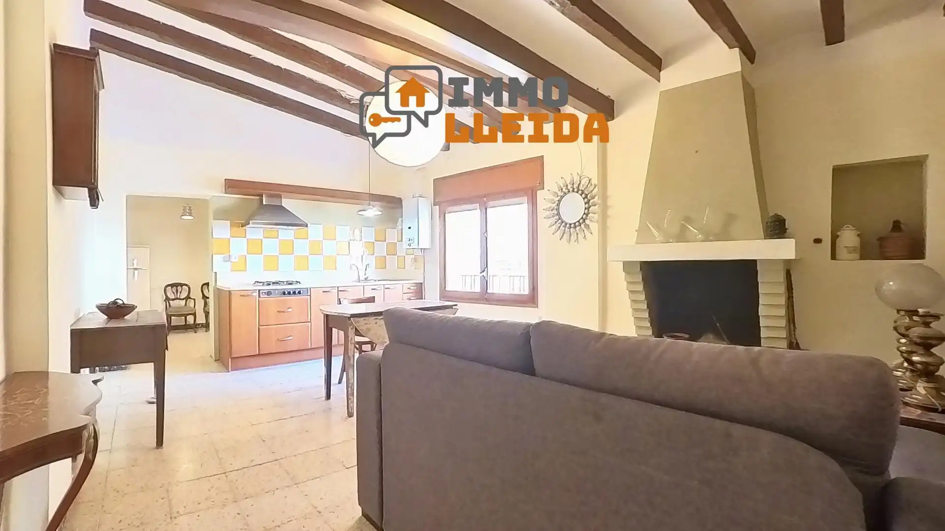 Sala de estar de Casa adosada en venta en Granyena de les Garrigues con Calefacción y Terraza
