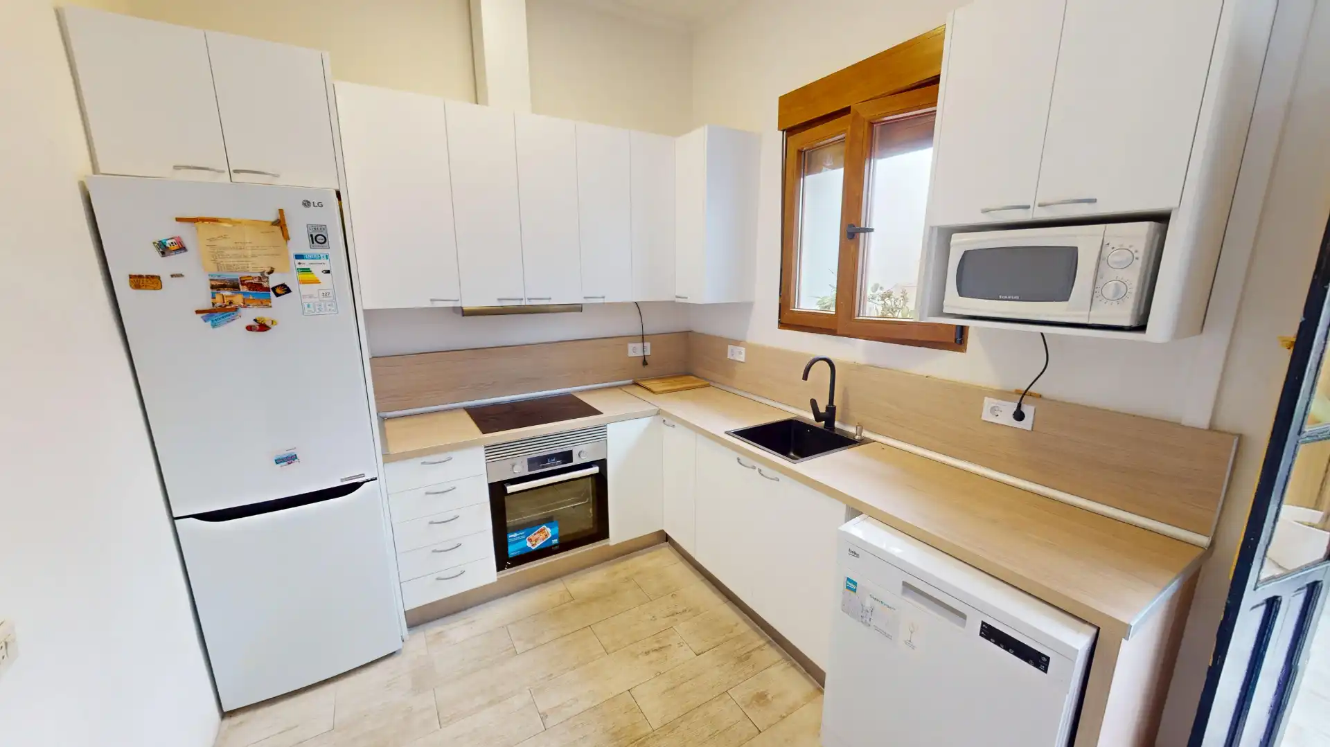 Cuina de Casa o xalet en venda en Alicante / Alacant amb Terrassa i Moblat