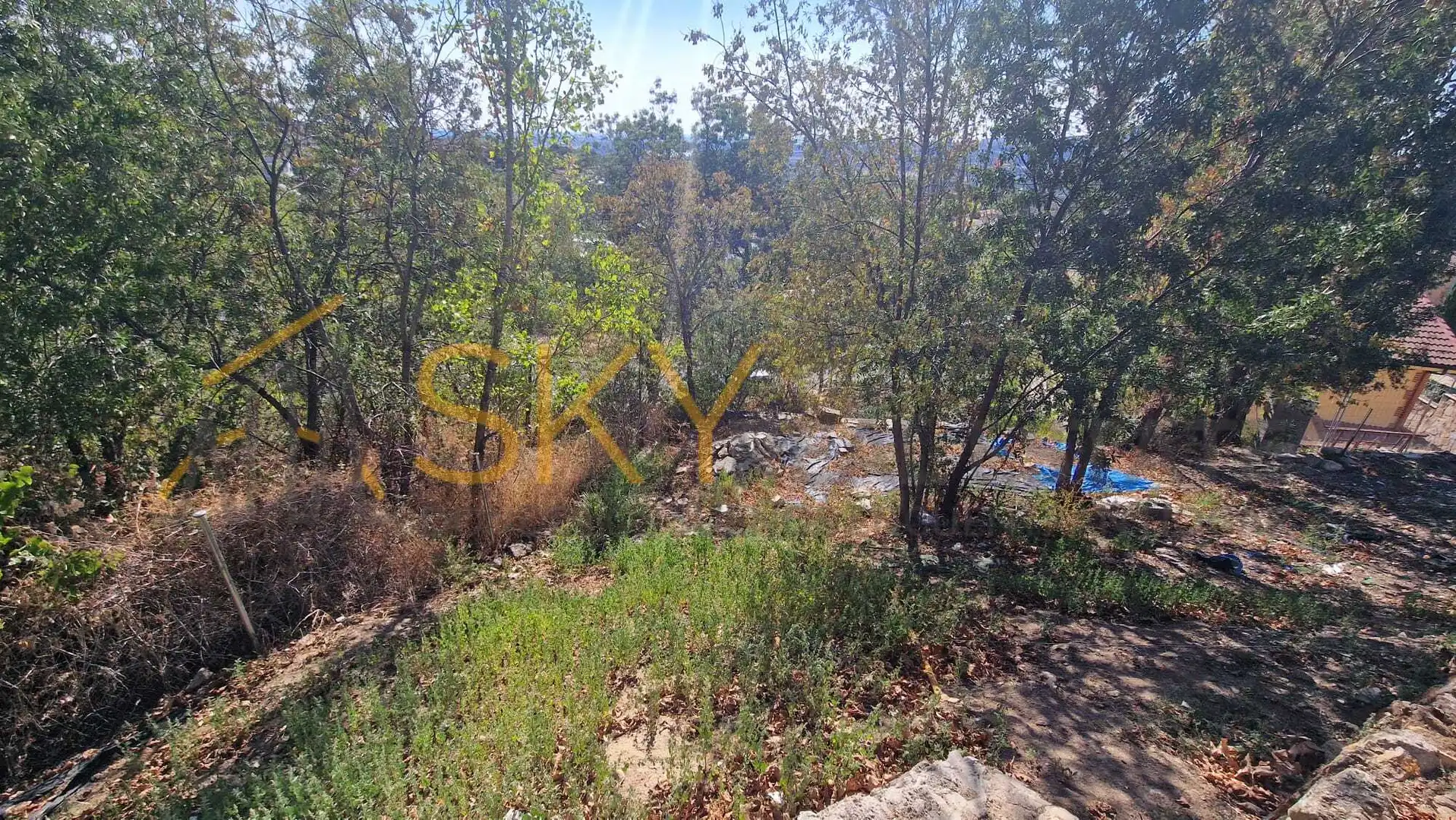 Residencial en venta en Miraflores de la Sierra