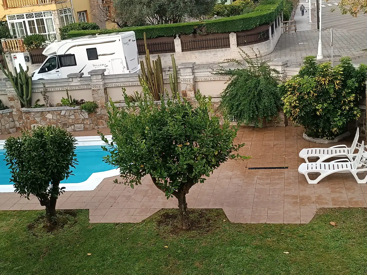 Piscina de Casa o chalet en venta en Castrillón con Calefacción, Jardín privado y Parquet