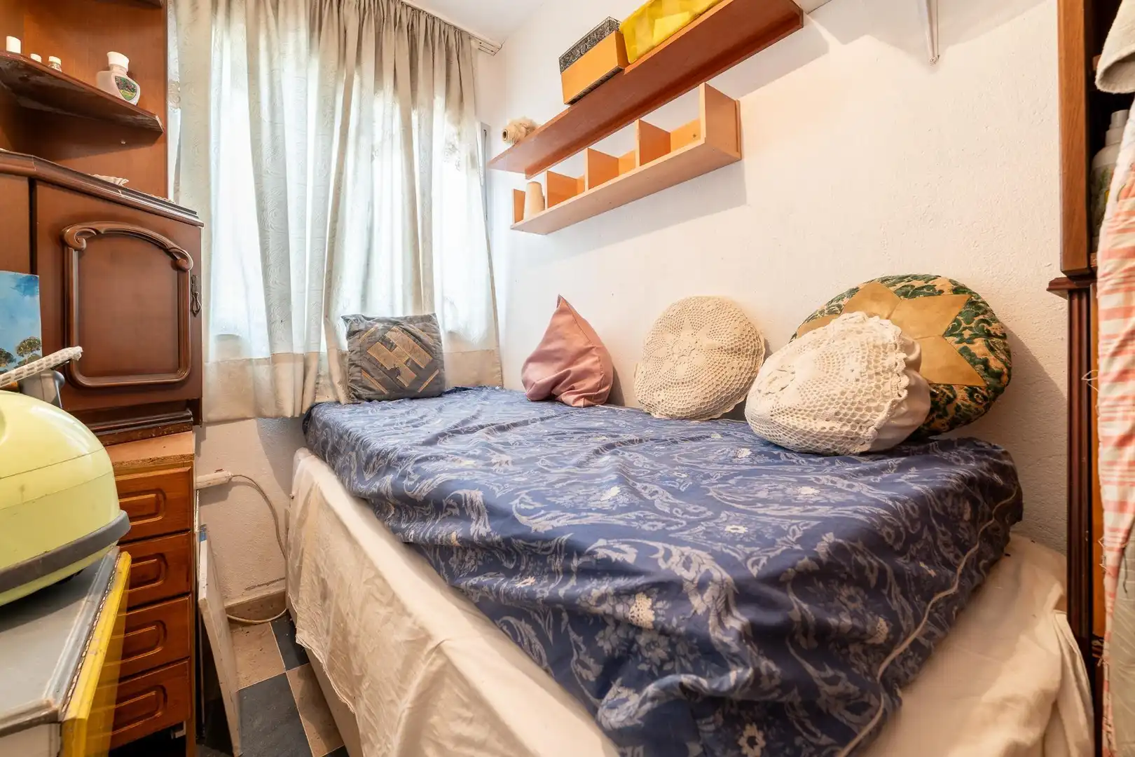 Dormitori de Casa o xalet en venda en Cártama amb Aire condicionat, Calefacció i Jardí privat