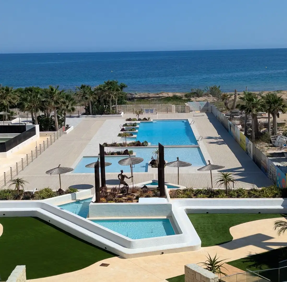 Piscina de Piso en venta en Els Poblets con Aire acondicionado, Calefacción y Terraza