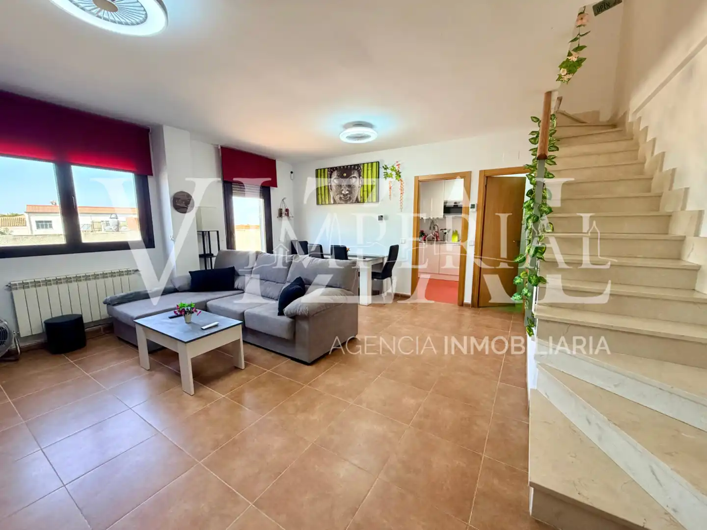 Sala d'estar de Dúplex en venda en Noez amb Calefacció, Terrassa i Traster
