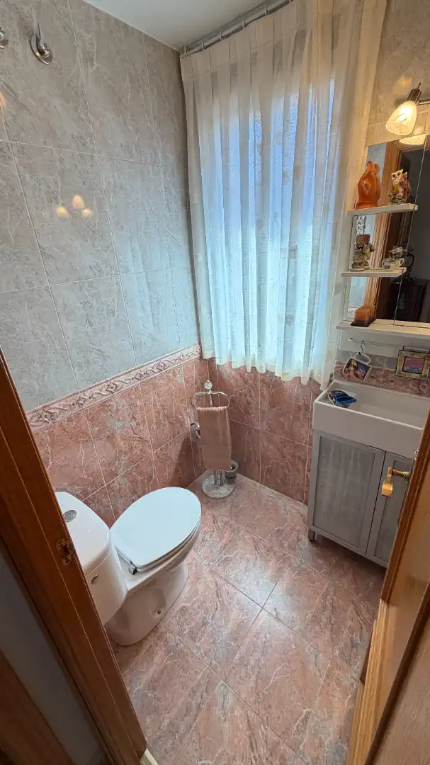 Bathroom of Houses for sale in Campo Real  with Air Conditioner, Heating and Private garden