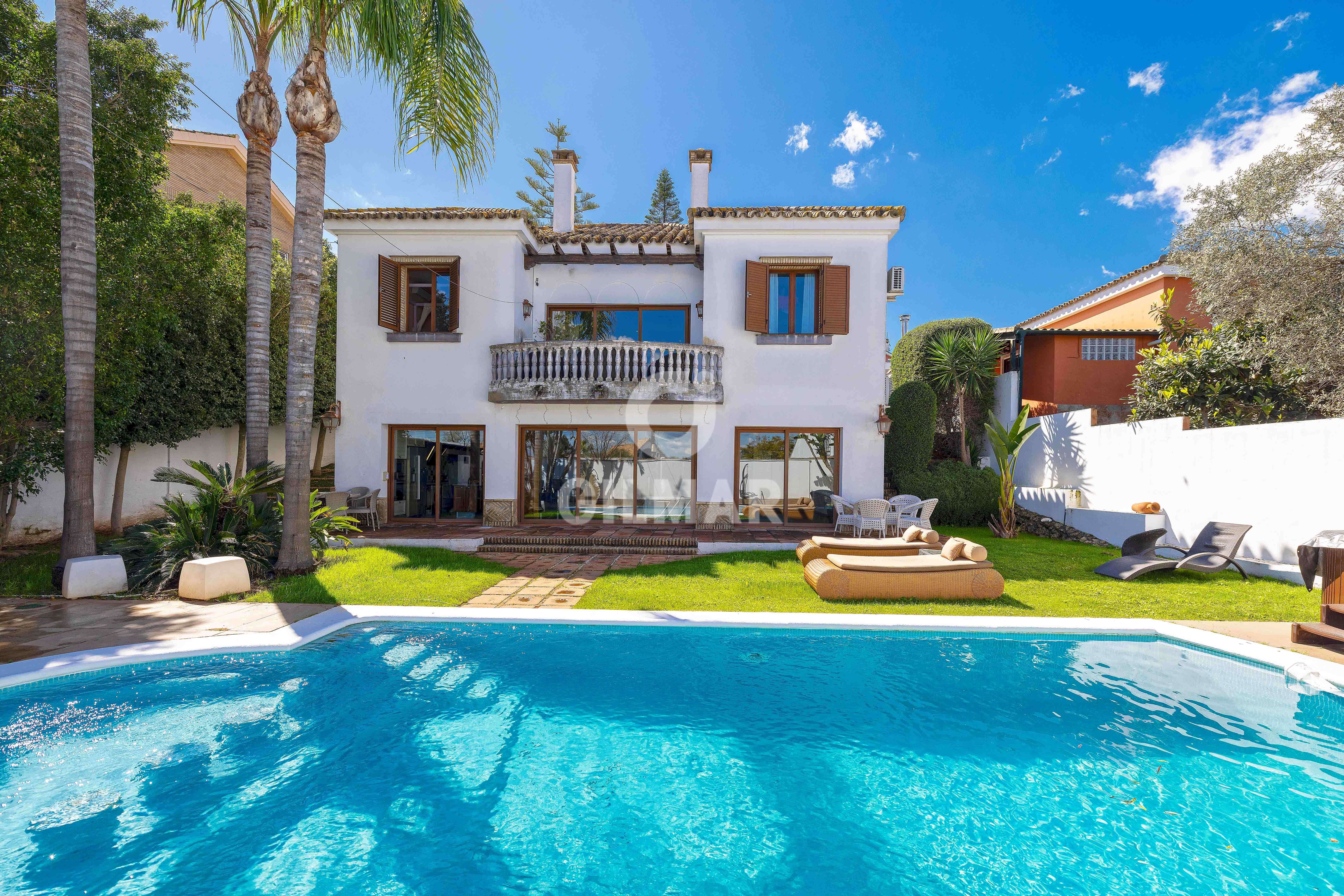 Jardí de Casa o xalet en venda en Dos Hermanas amb Piscina
