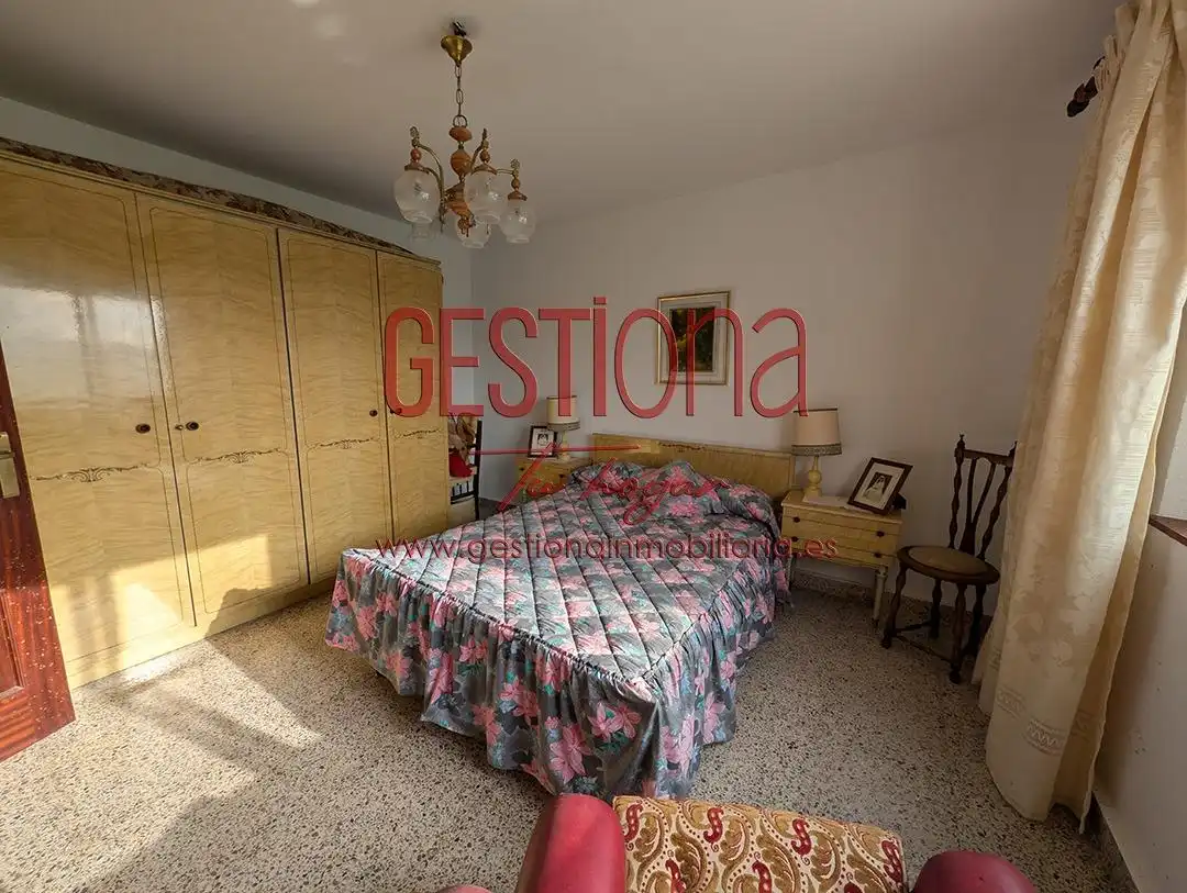 Schlafzimmer von Country house zum Verkauf in Bareyo mit Privatgarten, Terrasse und Balkon