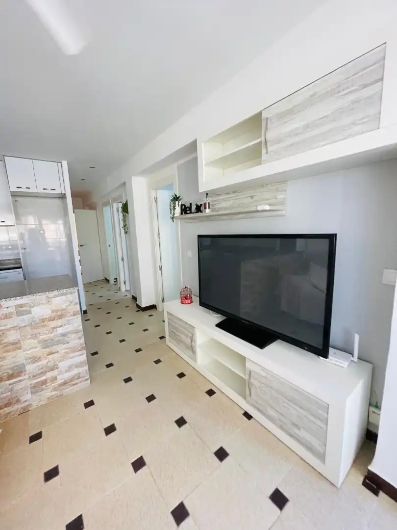 Apartamento con ascensor en alquiler en Carrer del Riu Segarra, imagen 3