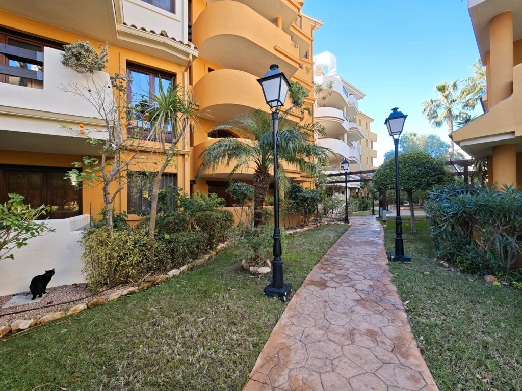 Flat for sale in Punta Prima