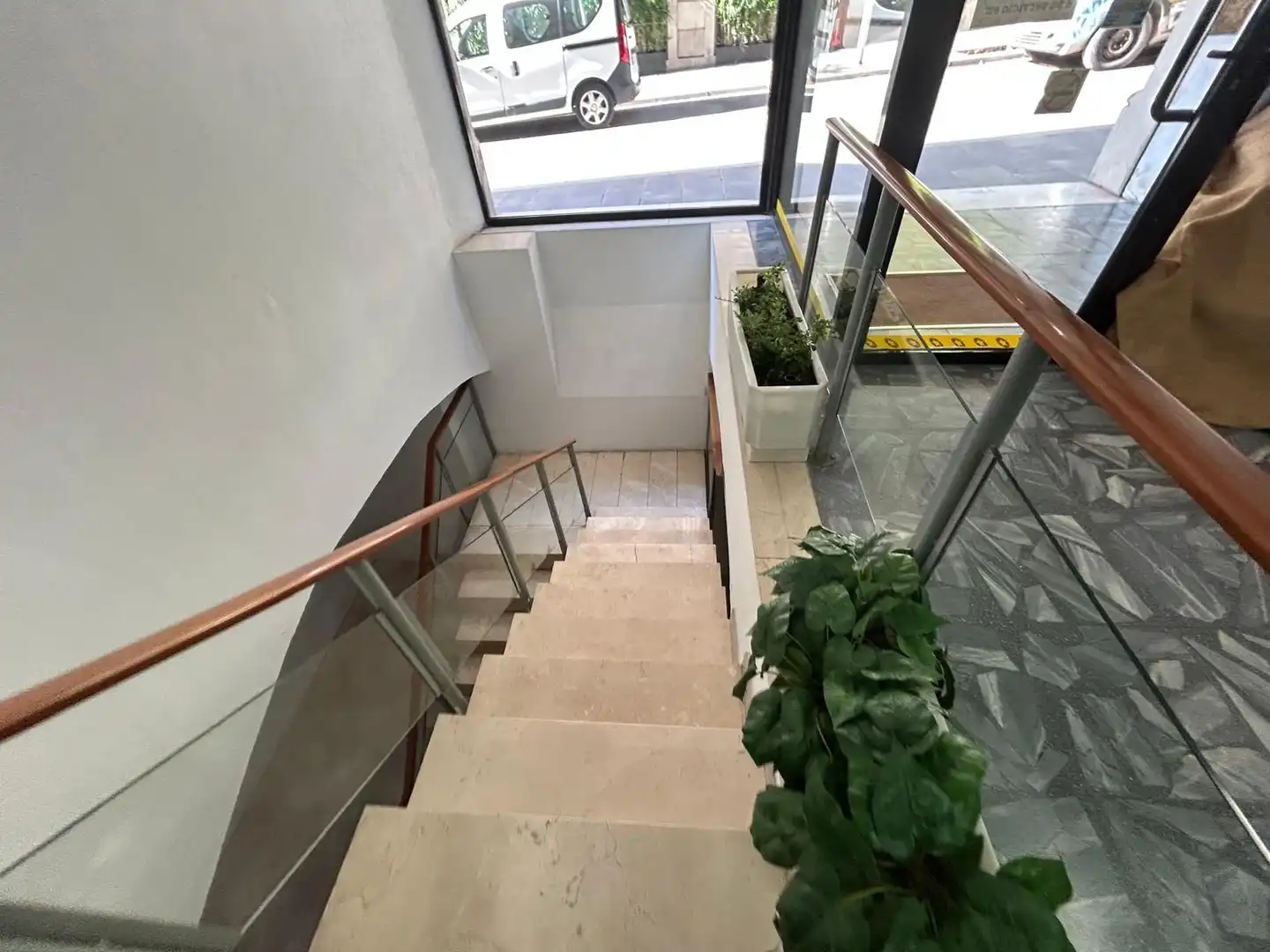 Local en venta en Barcelona con Aire acondicionado, Amueblado y Alarma