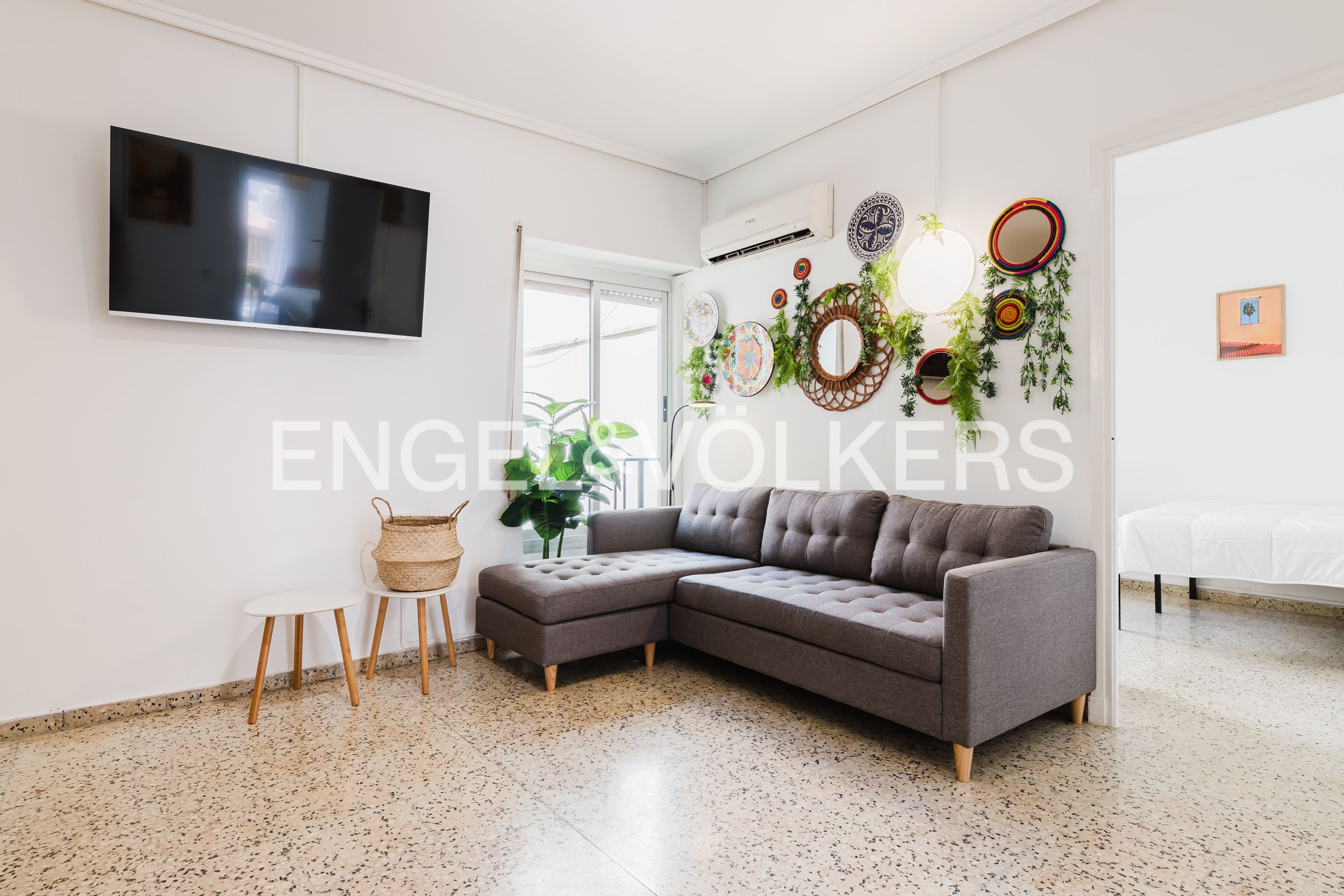 Living room of Flat for rent in  Valencia Capital  with Air Conditioner, Heating and Furnished