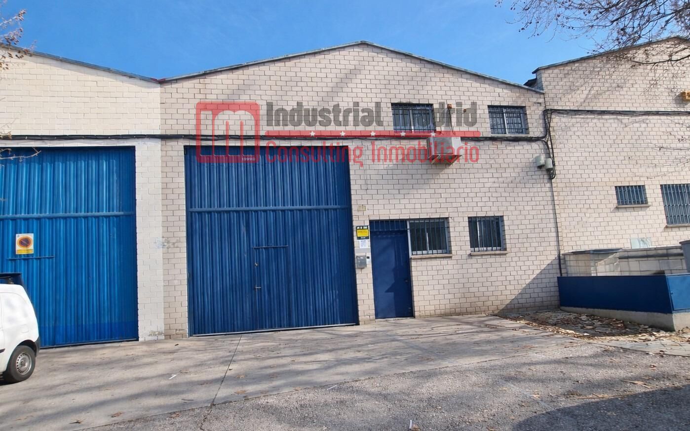 Vista exterior de Nave industrial en venta en Arganda del Rey
