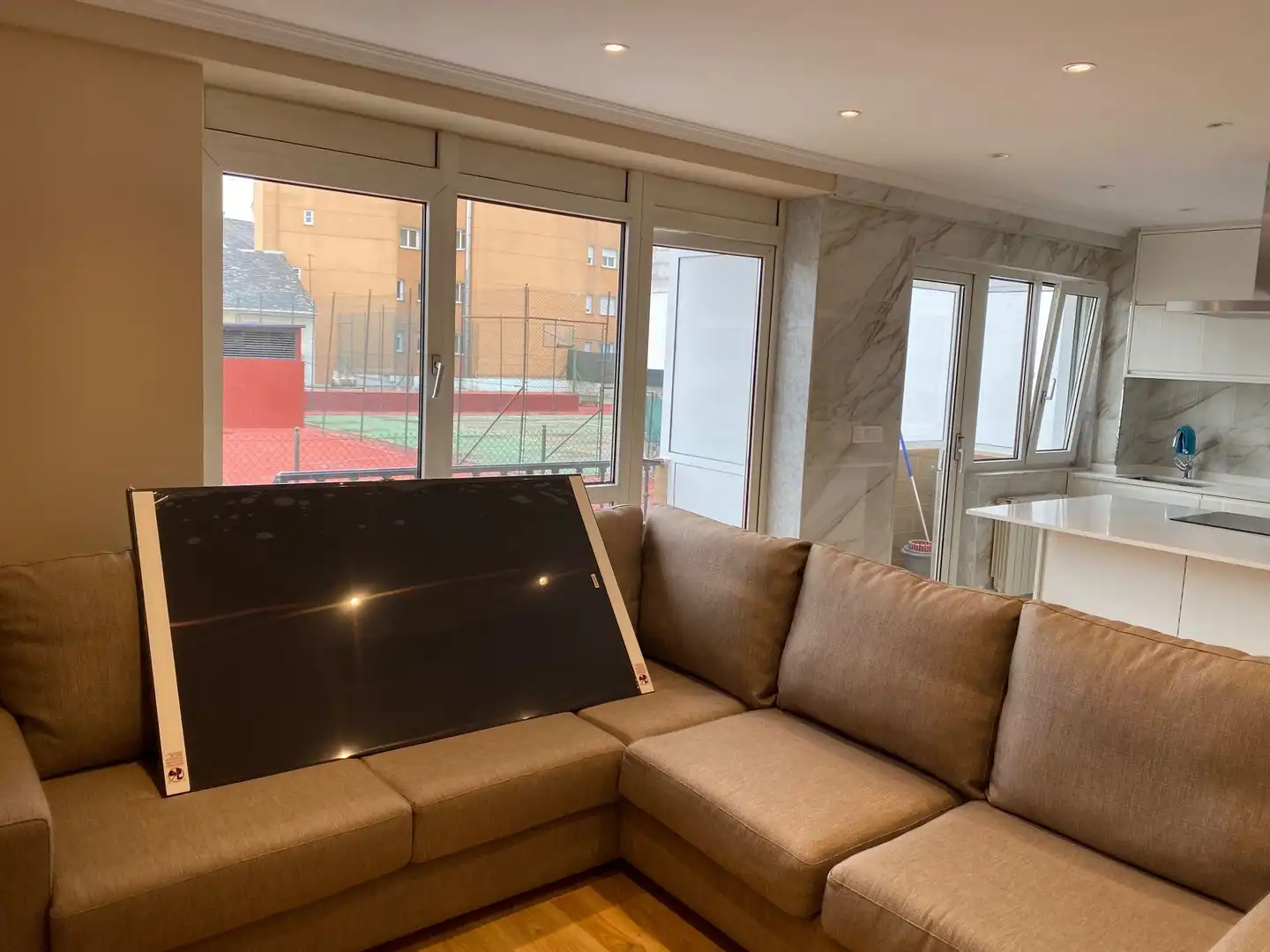 Sala de estar de Piso en venta en Lugo con Calefacción y Trastero