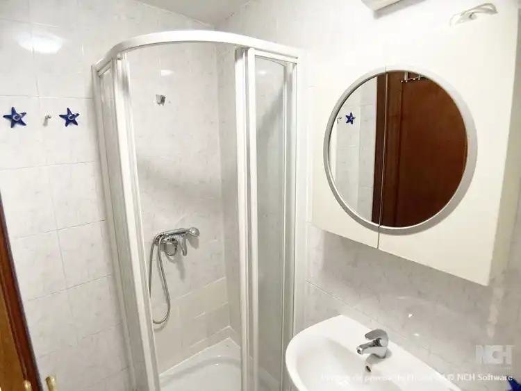 Badezimmer von Wohnung zum Verkauf in Madrid mit Klimaanlage, Heizung und Parkett