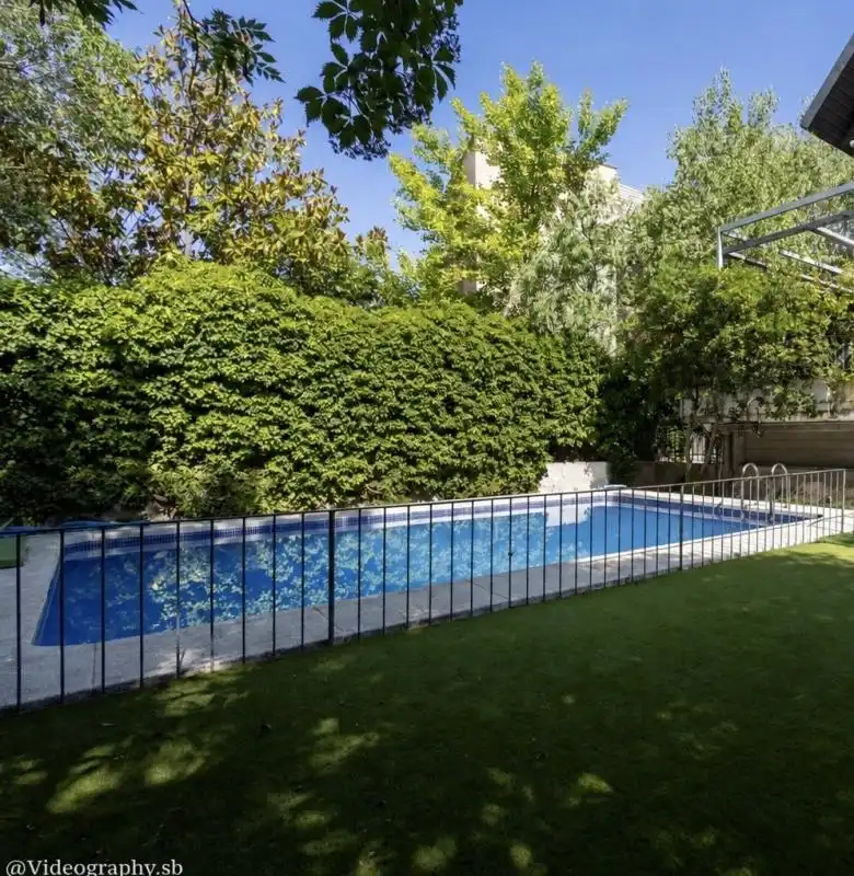 Piscina de Casa o chalet en venta en Pozuelo de Alarcón con Calefacción, Jardín privado y Terraza
