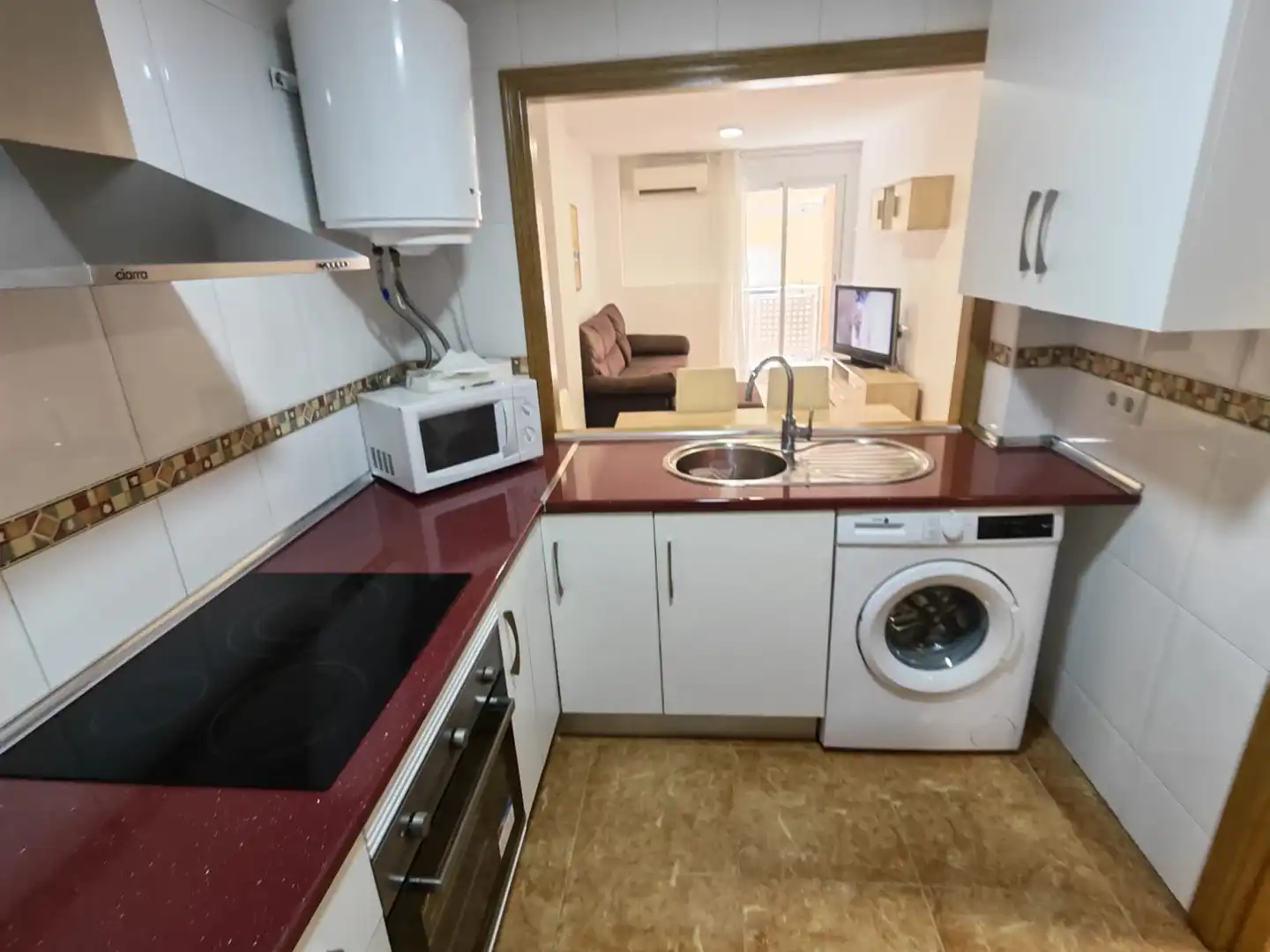 Cocina de Piso de alquiler en Murcia con Aire acondicionado, Calefacción y Lavadora