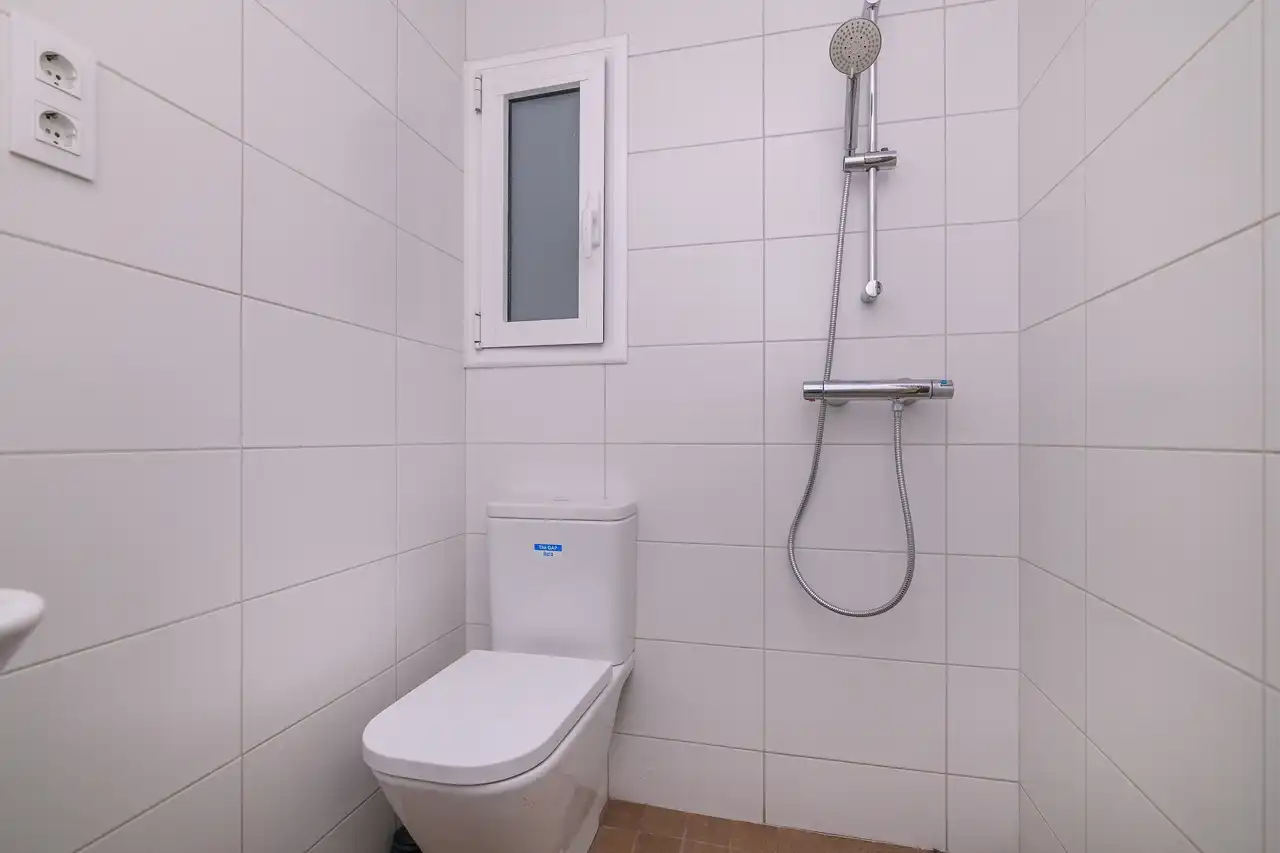 Baño de Piso en venta en Barcelona con Aire acondicionado, Calefacción y Balcón