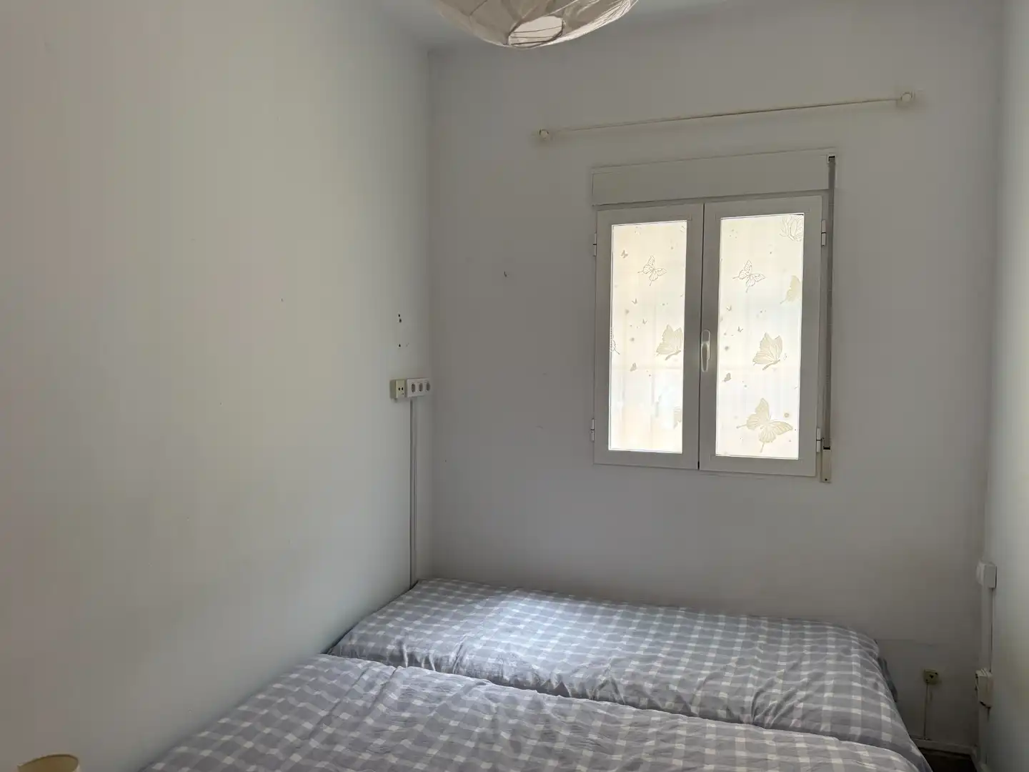 Bedroom of Flat for sale in Valencia  with Air Conditioner and Storage room